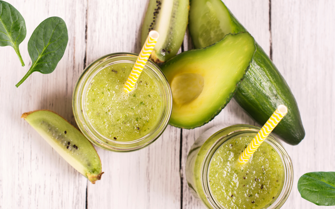 Avocado Kiwi Green Smoothie: A SIBO Breakfast Recipe